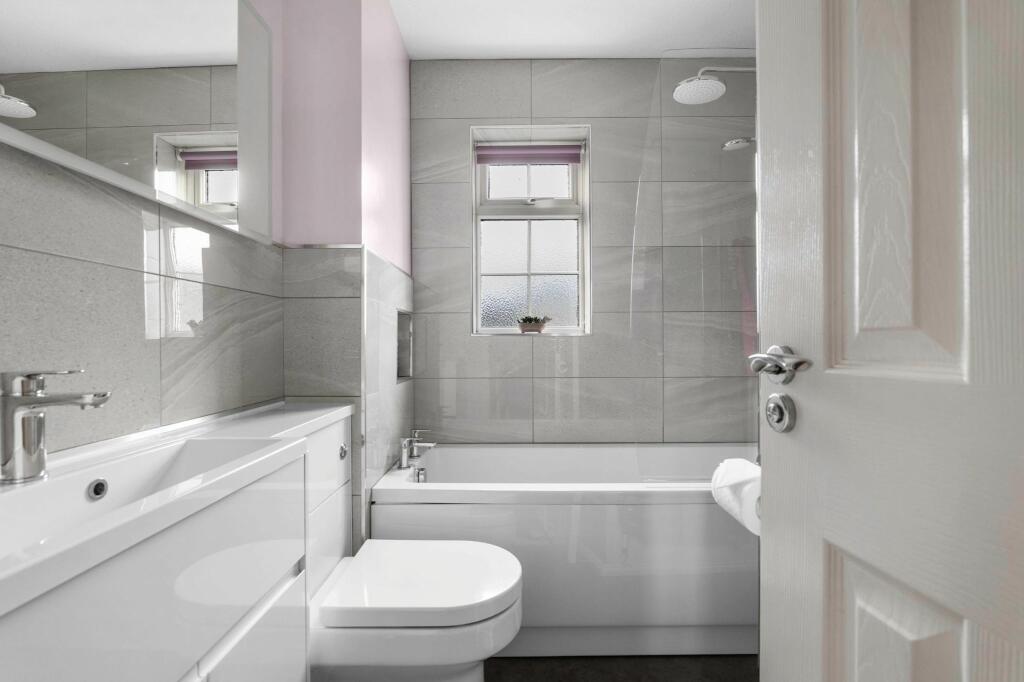 Additional image 13 of Plover Close, Alcester, B49