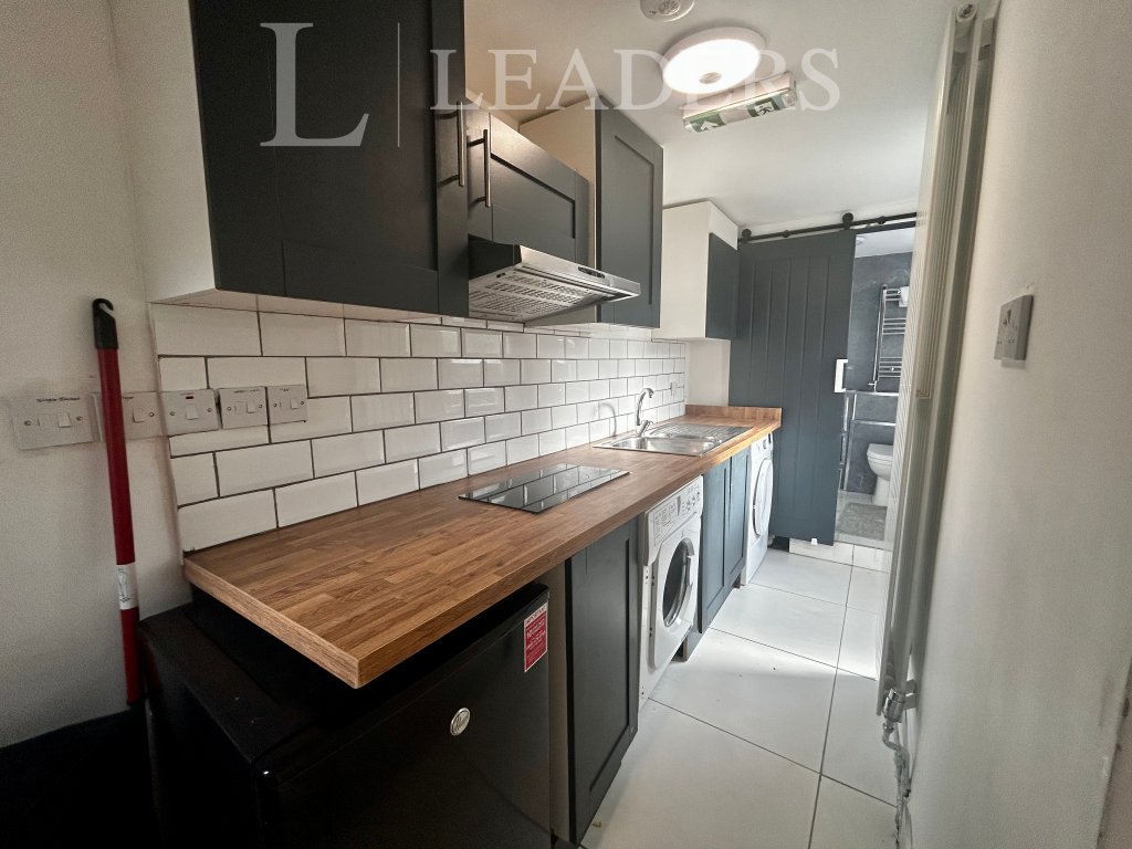 Additional image 8 of Room 3, Links Road, Oldbury