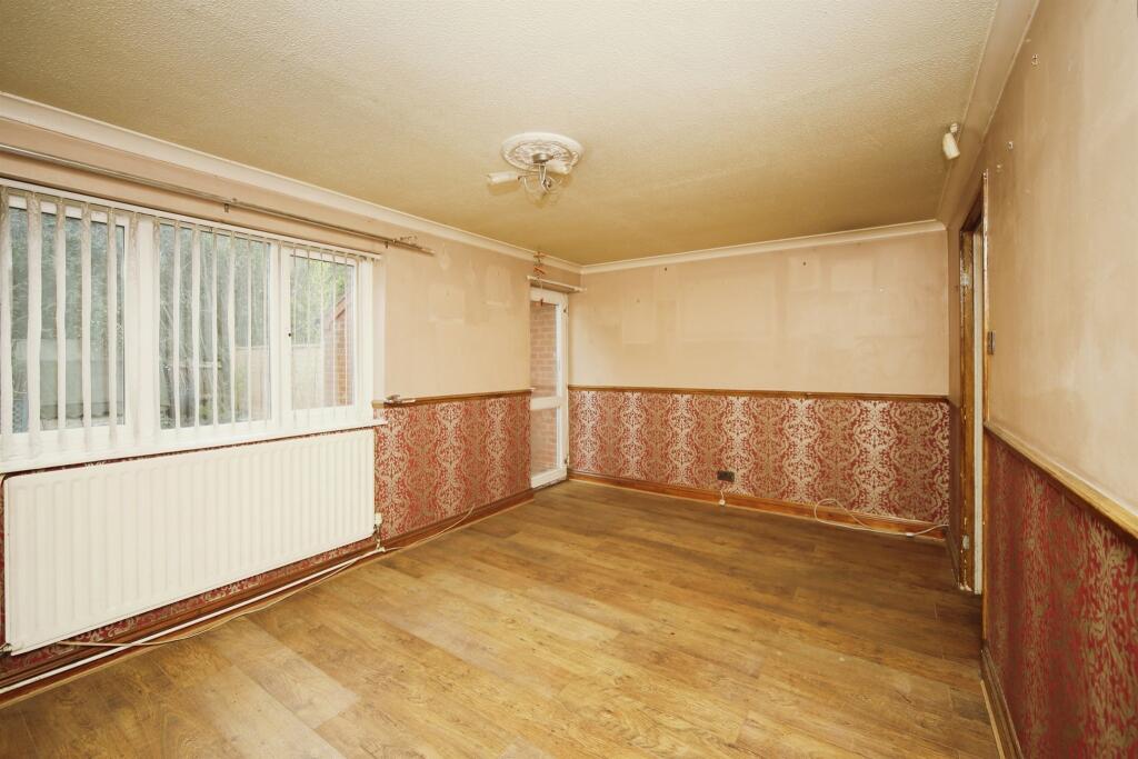 Additional image 14 of Upper Field Close, Redditch