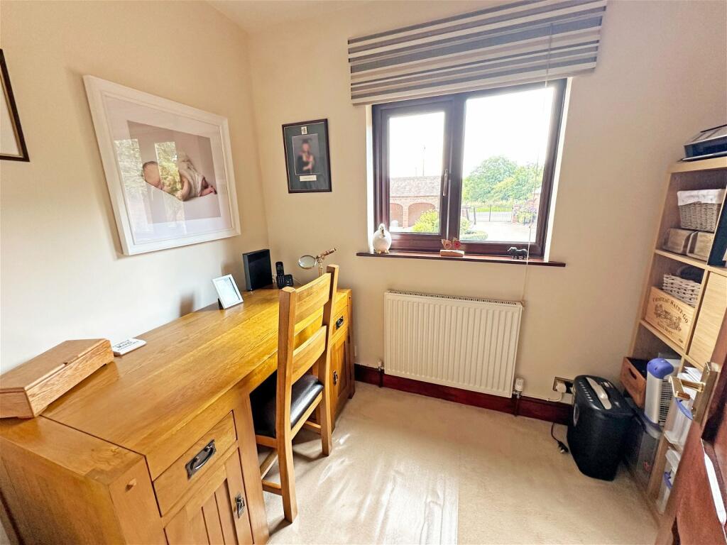 Additional image 14 of Houndsfield Court, Houndsfield Lane, Wythall, B47 6LX