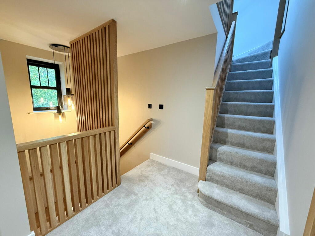 Additional image 34 of Shutt Lane, Earlswood