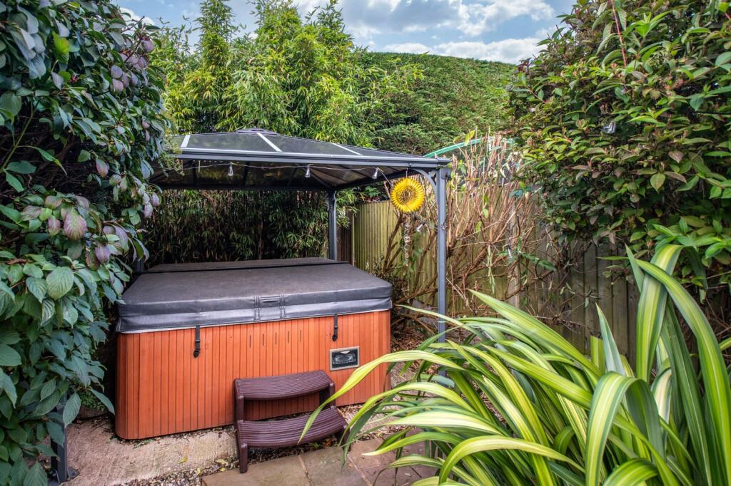 Additional image 12 of Sandown Drive, Catshill, Bromsgrove, Worcestershire, B61