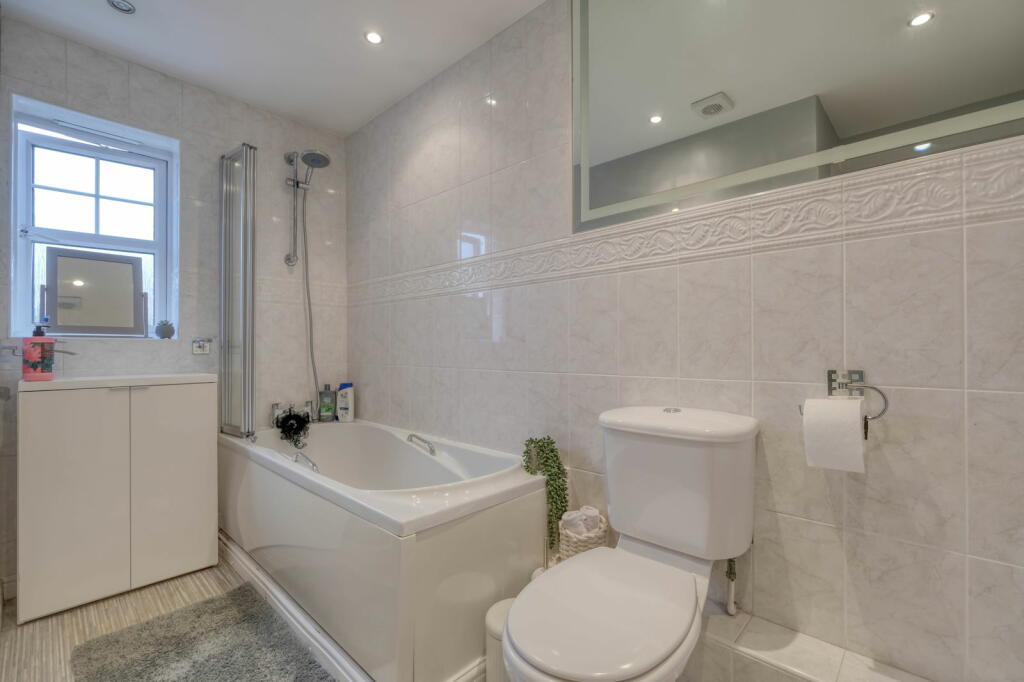 Additional image 7 of Vale Grove, Breme Park, Bromsgrove, B60 3GE