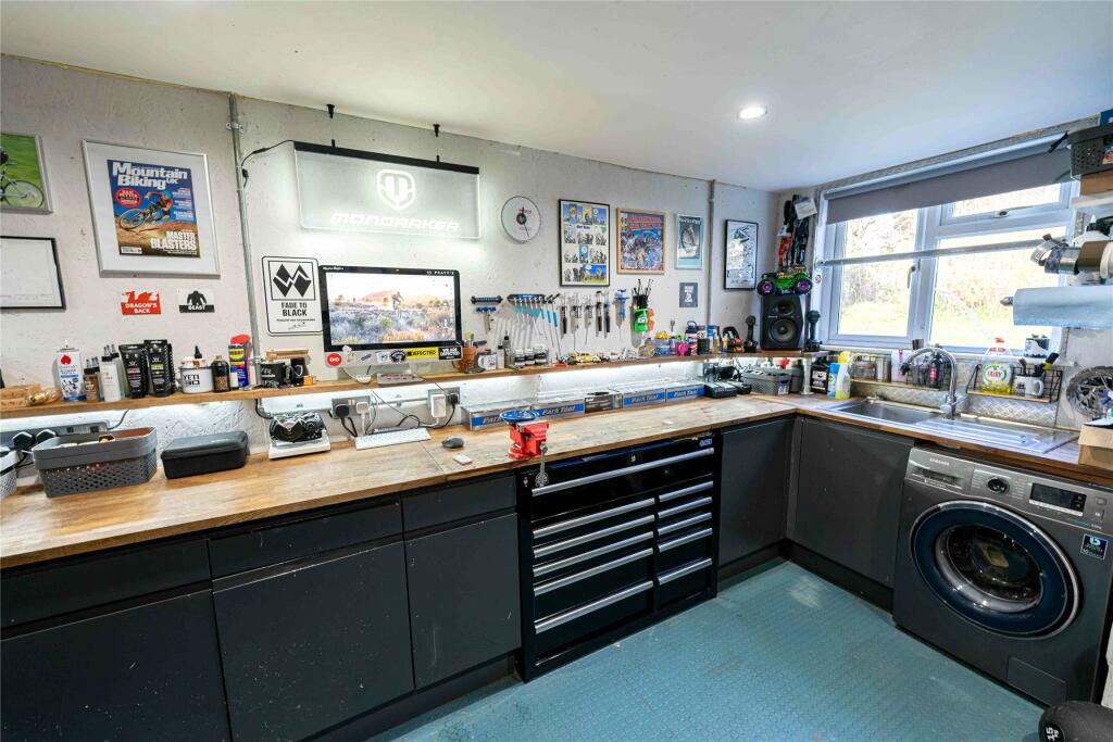 Additional image 17 of Eastfield Avenue, Bath, Somerset, BA1