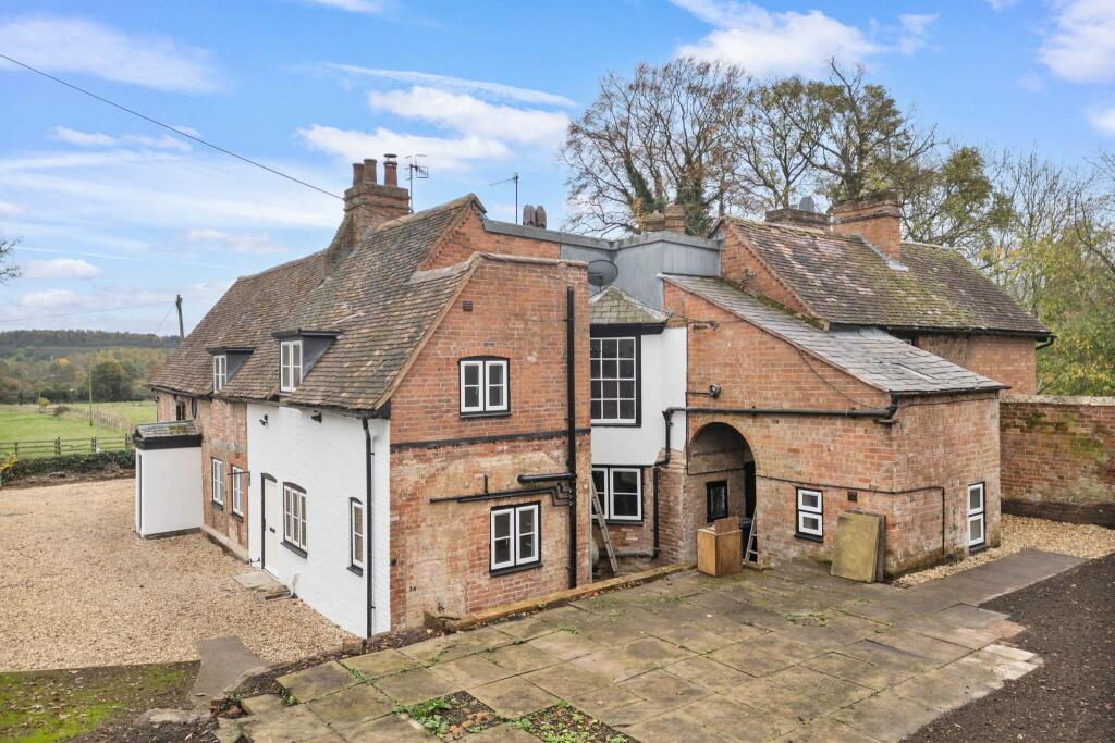 Additional image 24 of Hunt Cottage, Arrow, Alcester, B49