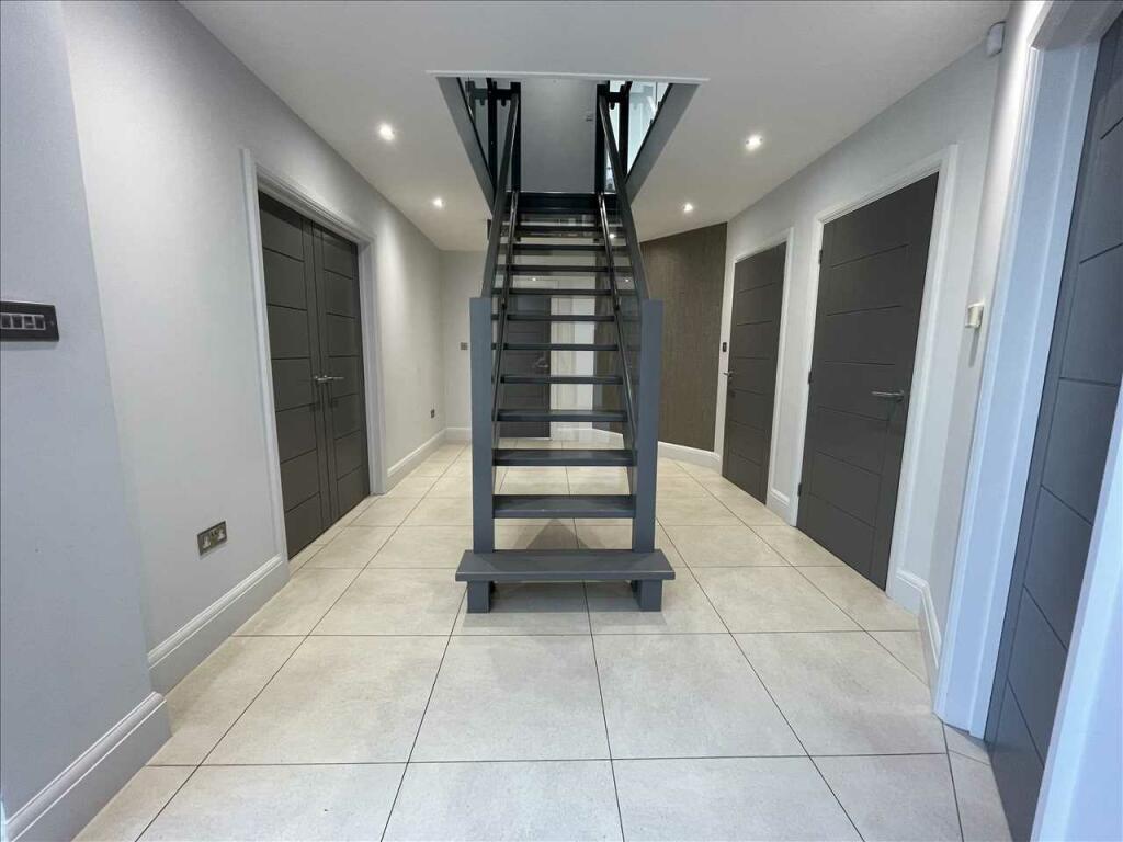 Additional image 3 of St Bernards Road, Solihull, Solihull