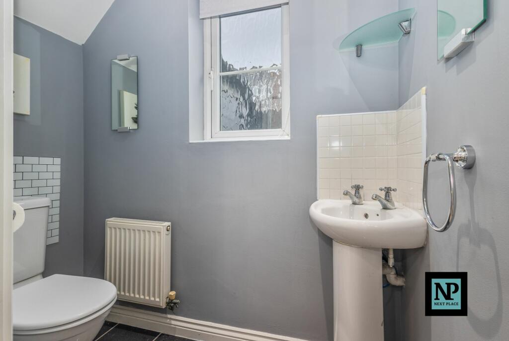 Additional image 21 of Valley Drive, Wilnecote, B77