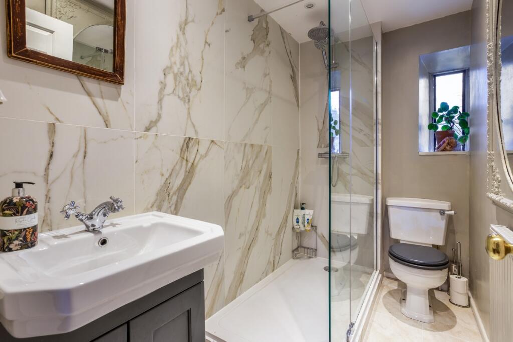 Additional image 6 of Beaufort East Bath BA1