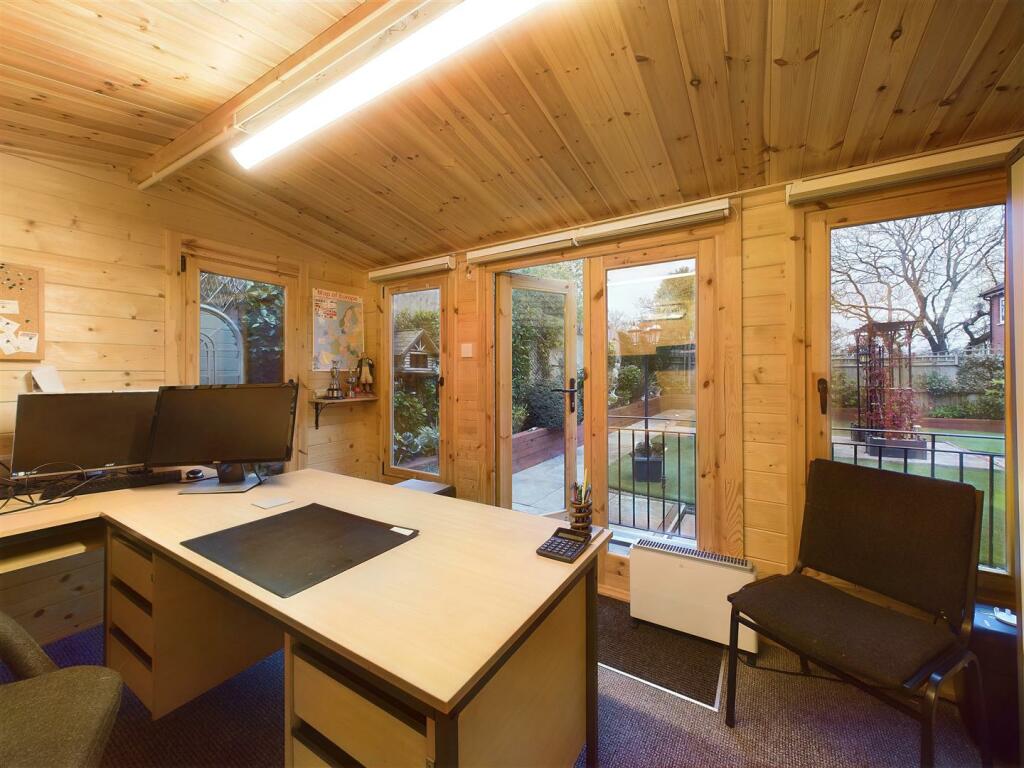 Additional image 44 of Cornflower Close, Tamworth