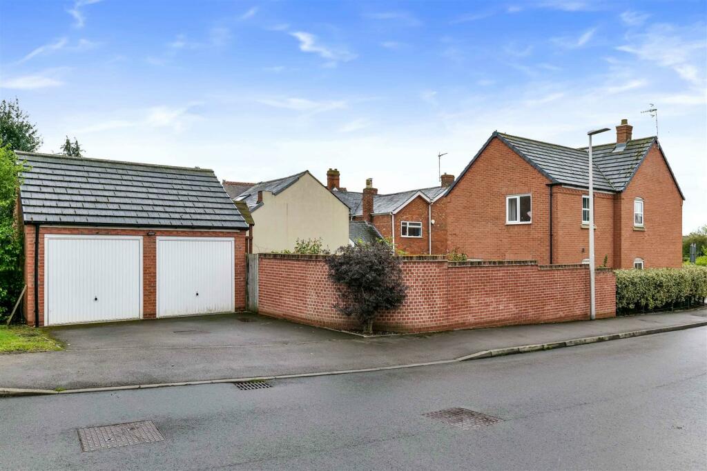 Additional image 2 of Waterloo Road, Bidford-On-Avon