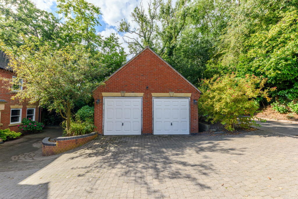 Additional image 34 of Springvale Drive, Webheath, Redditch, B97 5PL