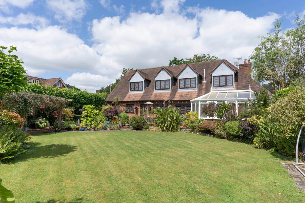 Additional image 19 of The Avenue, Blackwell, B60 1BW