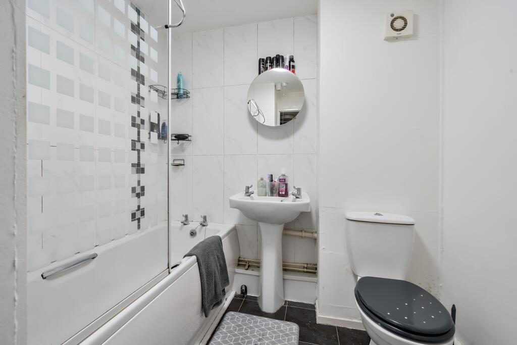 Additional image 5 of 74 Yardley Close, Oldbury