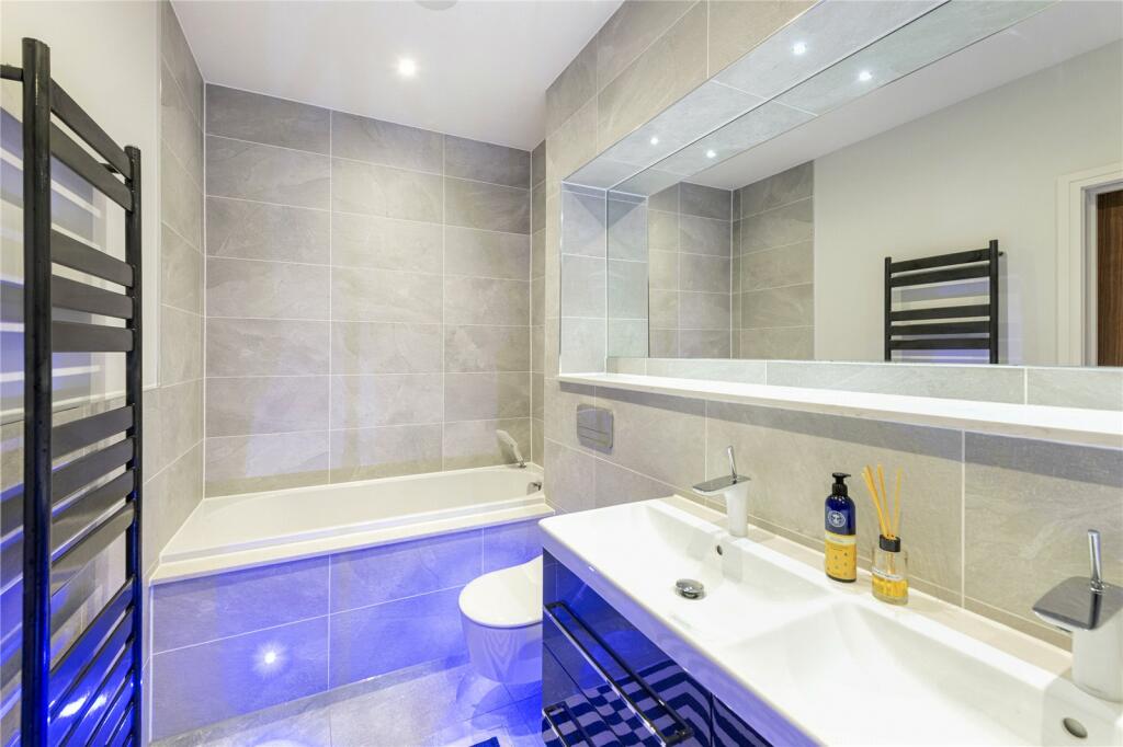 Additional image 17 of Bailbrook Lane, Bath, Somerset, BA1