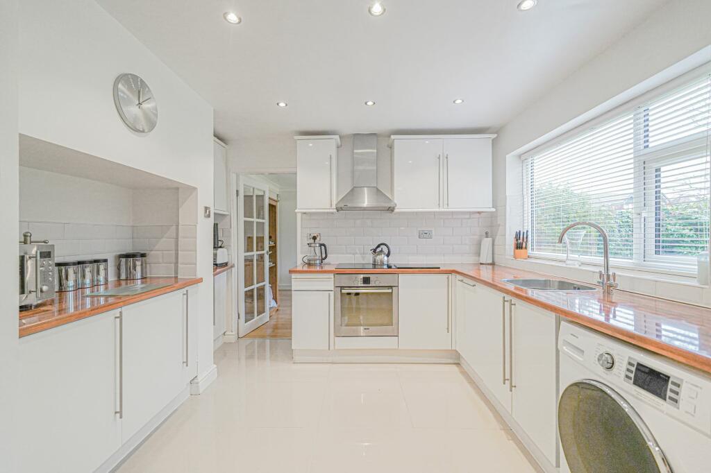 Additional image 3 of Crabmill Close, Knowle, B93