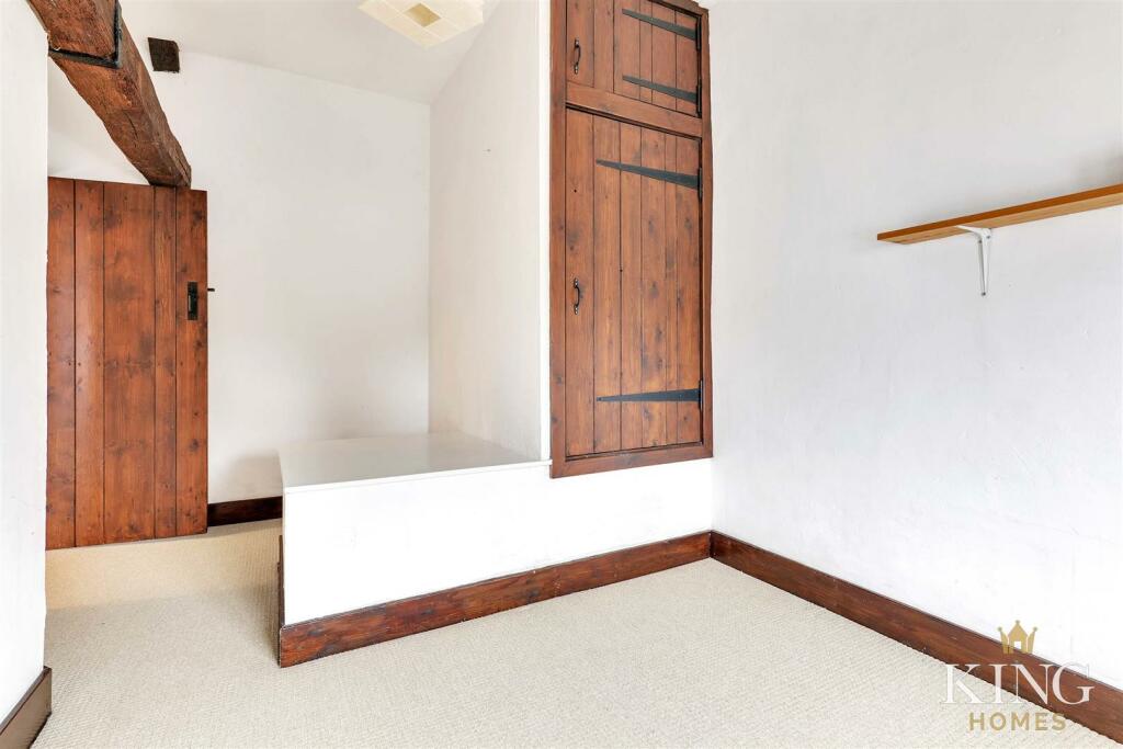 Additional image 9 of Swan Cottages, Swan Court, Alcester