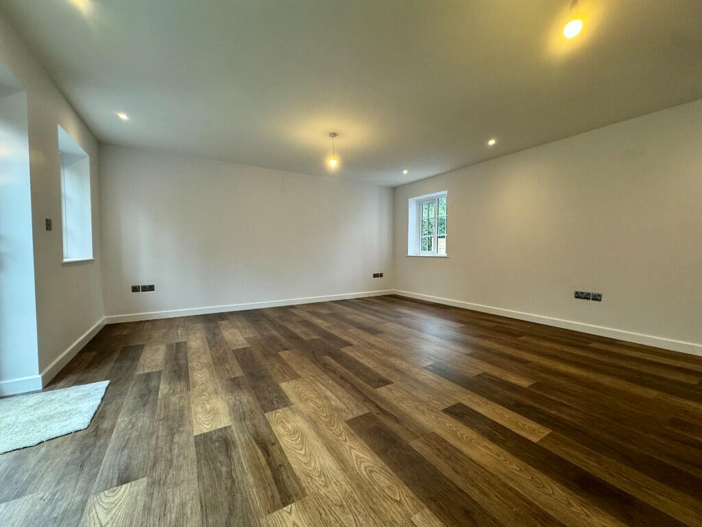 Additional image 14 of Vine Cottage, Dunnington, B49