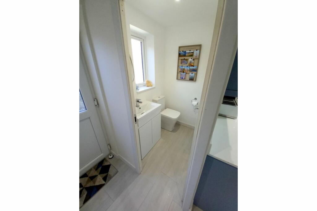 Additional image 10 of Field Close, Bromsgrove, B60