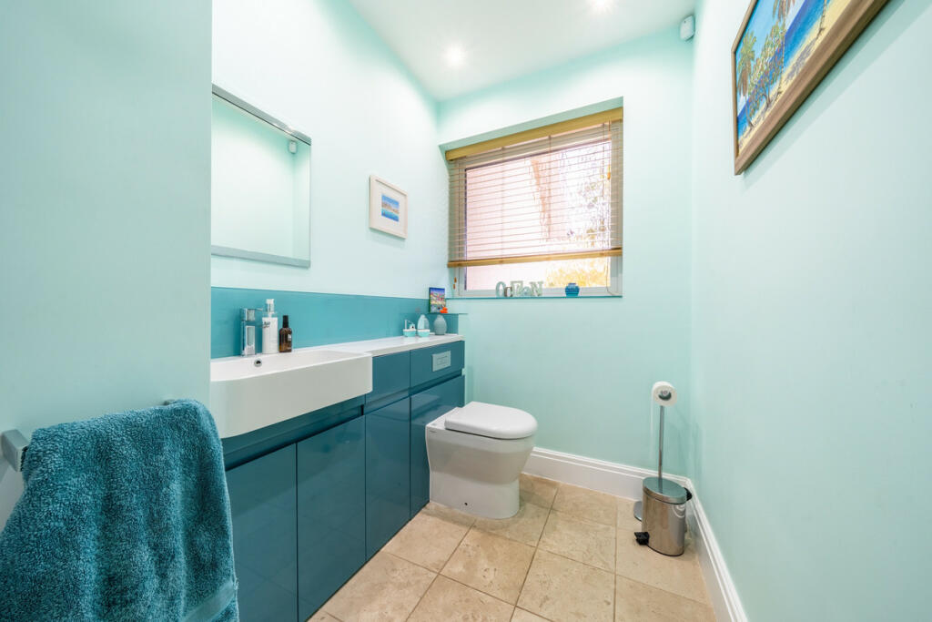 Additional image 8 of Whitefields Road, Solihull, B91 3NY