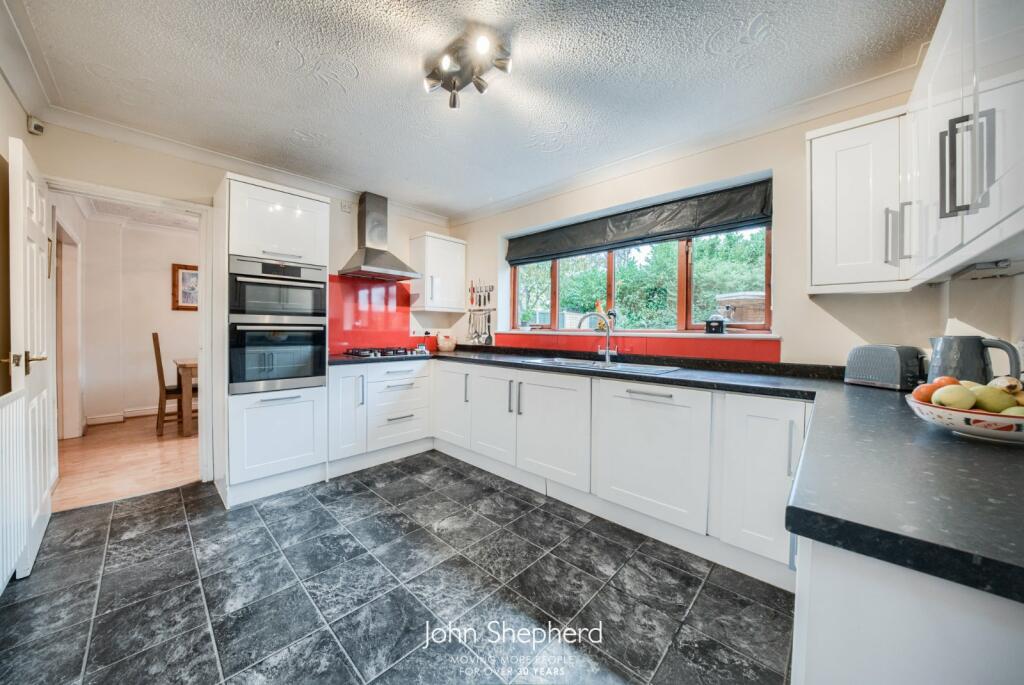 Additional image 2 of Badbury Gardens, Studley, Warwickshire, B80