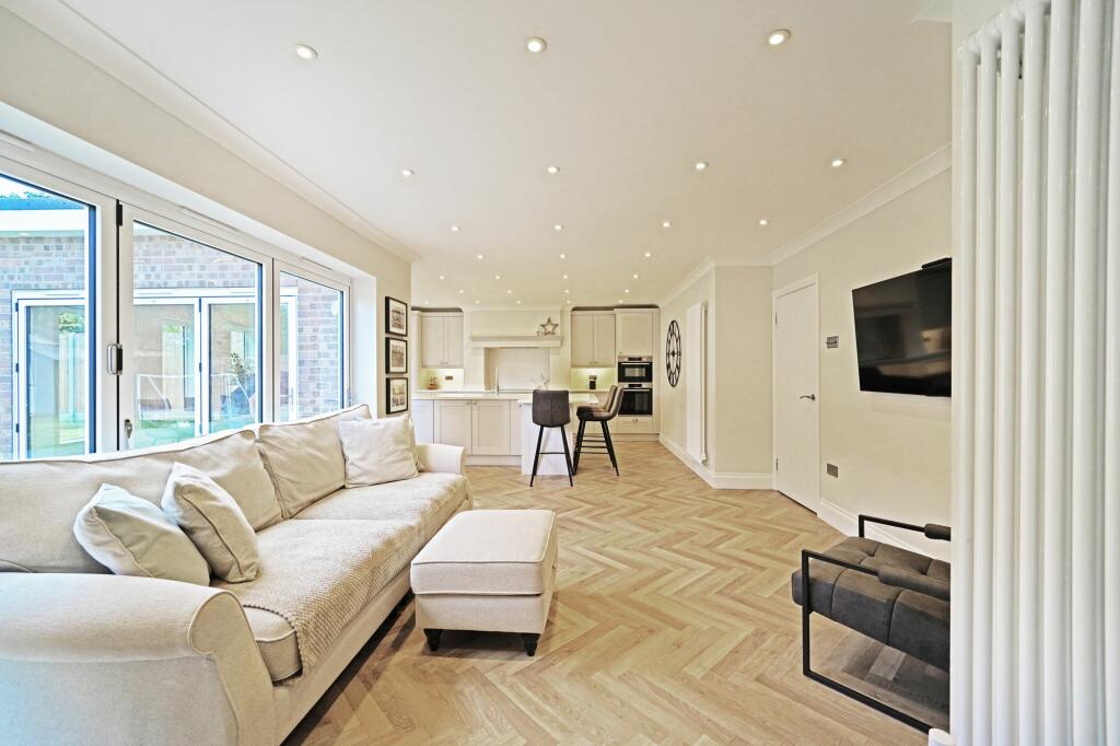 Additional image 6 of Park View, Hockley Heath, B94