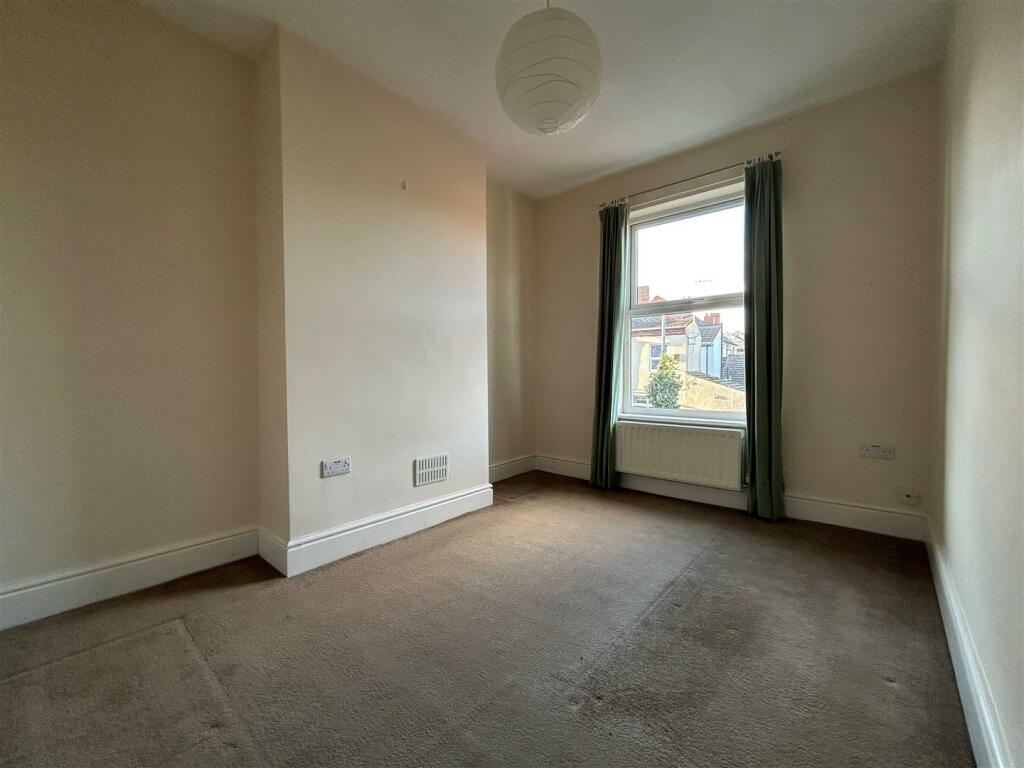 Additional image 7 of Vicarage Road, Halesowen, West Midlands