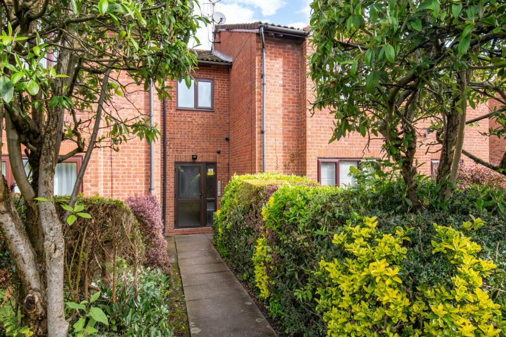 Additional image 8 of Mayfield Close, Catshill, Bromsgrove, Worcestershire, B61