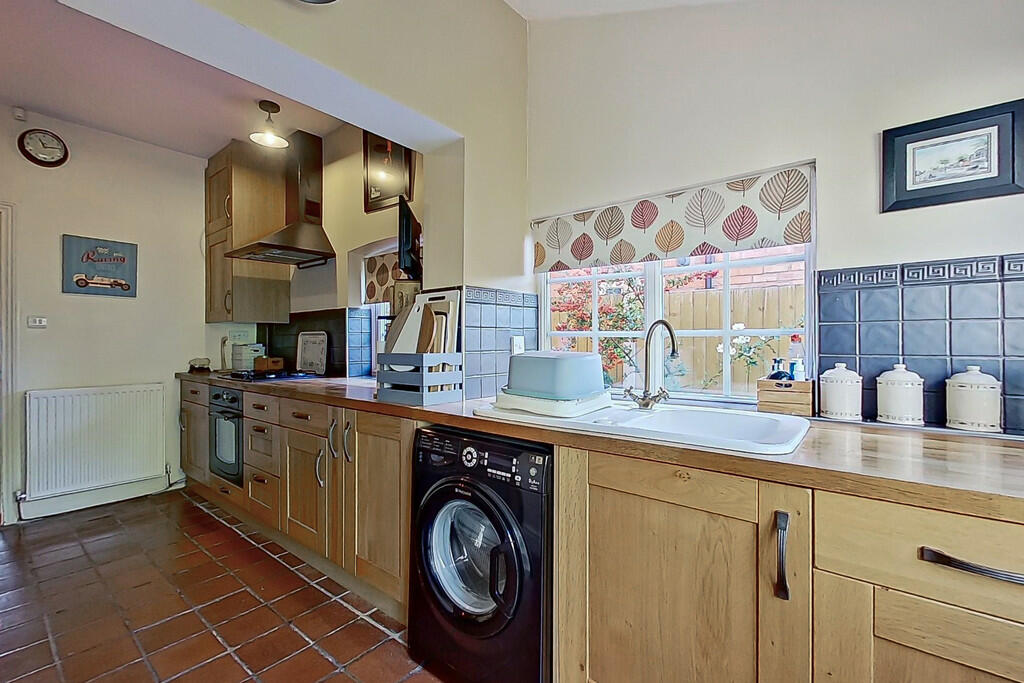 Additional image 13 of Whitehouse Common Road, Sutton Coldfield