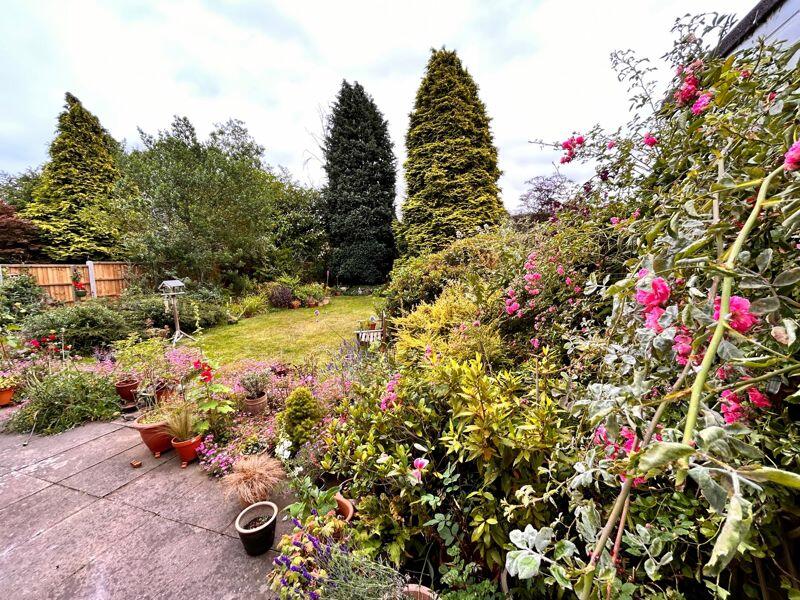 Additional image 23 of Monmouth Drive, Sutton Coldfield, B73 6JN