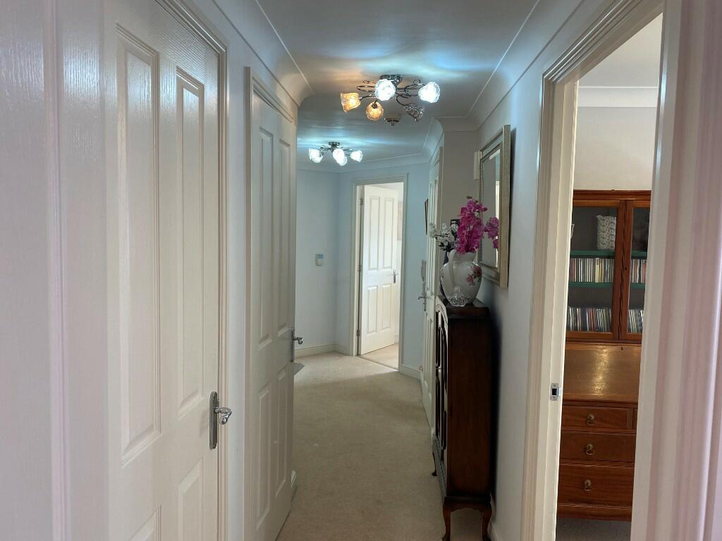 Additional image 11 of 14 Grange Court, 298 Warwick Road, Solihull, West Midlands, B92 7GL