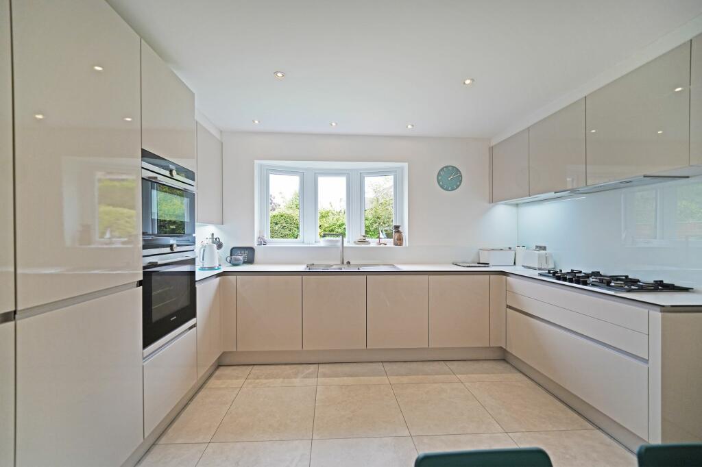 Additional image 4 of Fletcher Grove, Knowle, B93