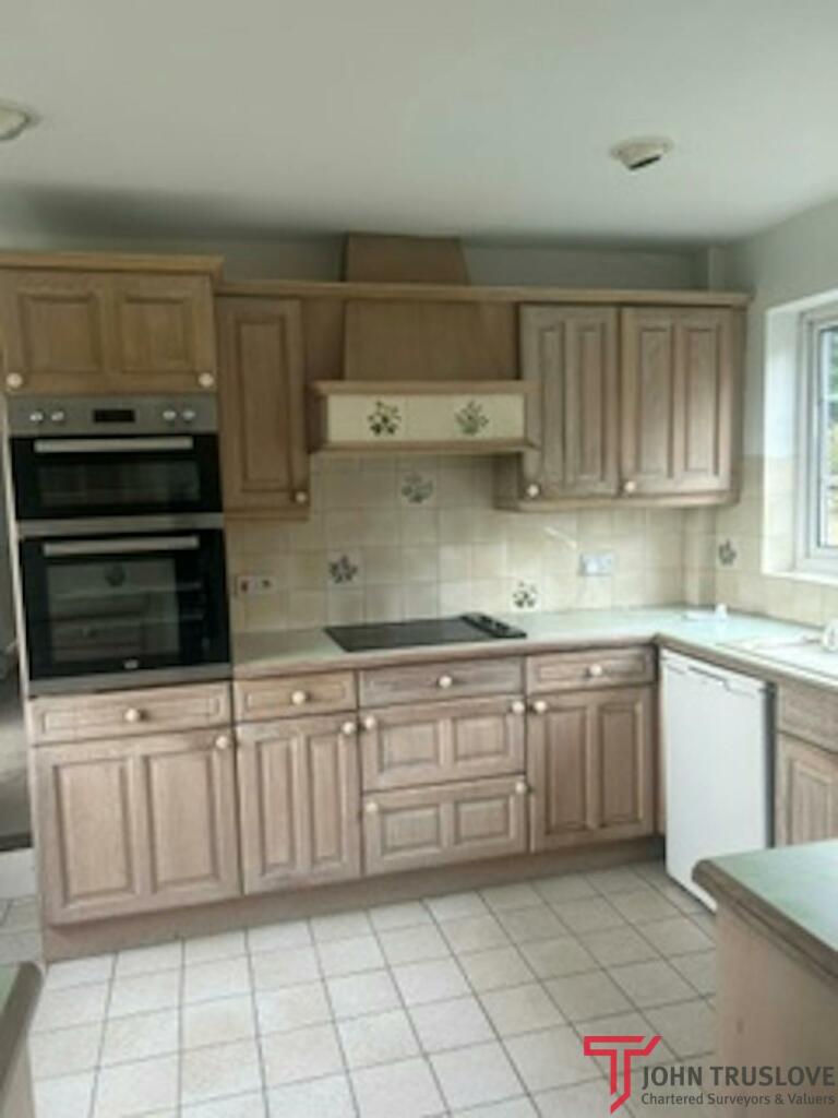 Additional image 5 of 24 Hinton Fields, Bournheath, Bromsgrove, B61 9HT