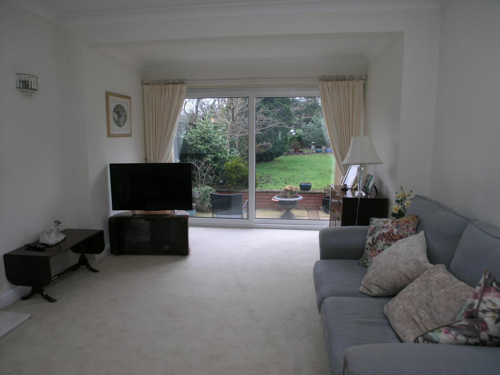 Additional image 4 of HALESOWEN, Garland Crescent