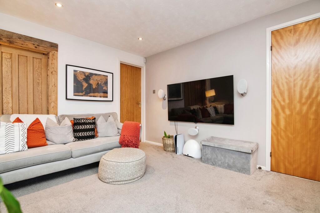 Additional image 6 of Mission Close, Cradley Heath, B64