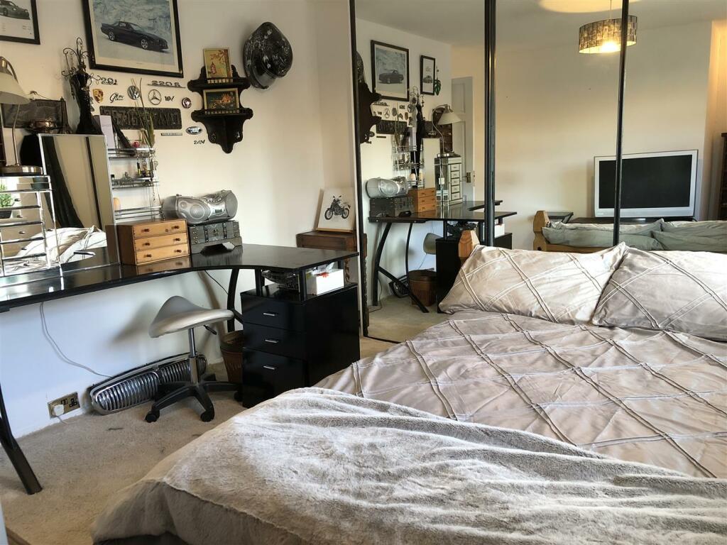 Additional image 18 of Castle Road, Alcester