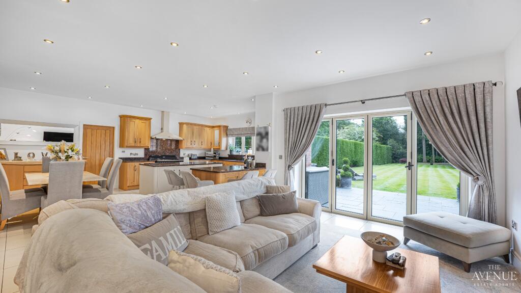 Additional image 8 of Greenside, Moor Hall Drive, Sutton Coldfield, B75 6LP