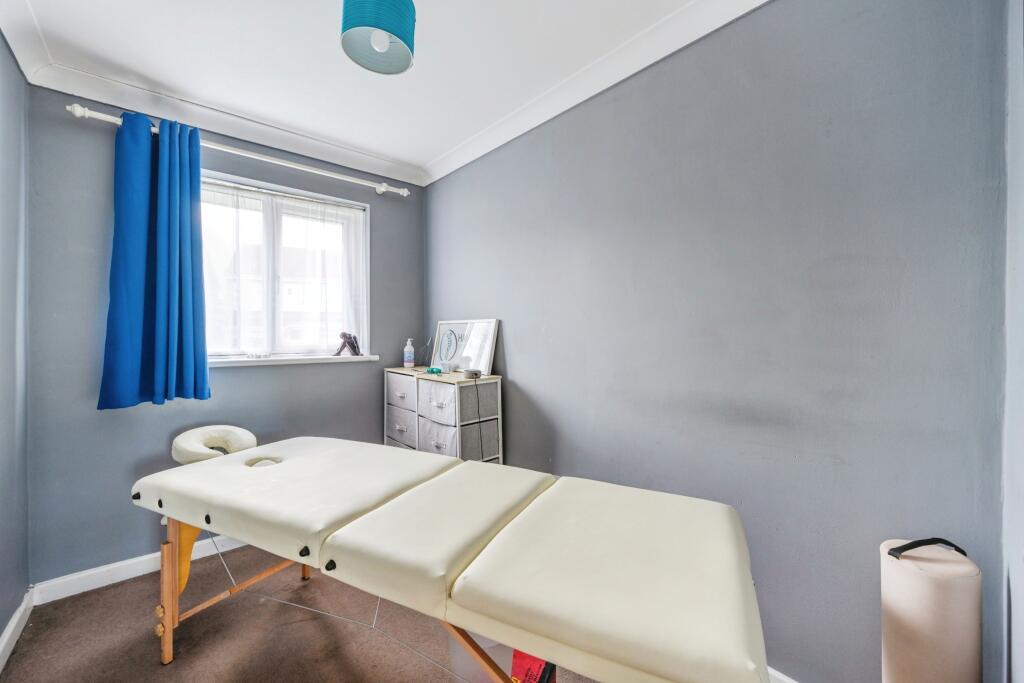 Additional image 8 of Hawfinch, TAMWORTH, Staffordshire, B77