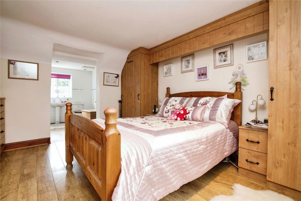 Additional image 17 of The Slough, Studley, Warwickshire, B80