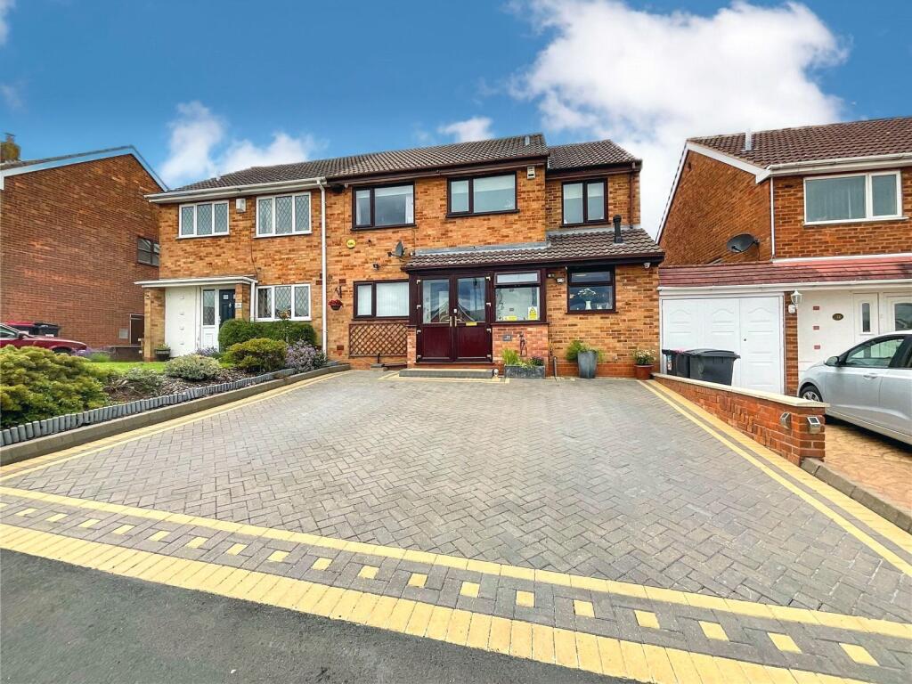 Mill Crescent, Kingsbury, Warwickshire, B78