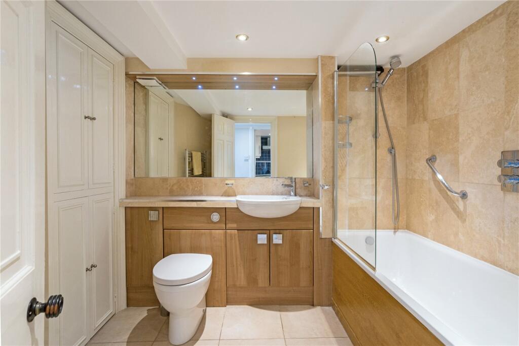 Additional image 5 of Royal Crescent, Bath, Somerset, BA1