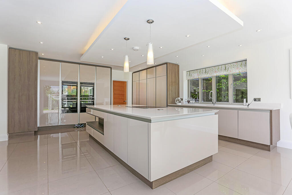 Additional image 8 of 21 The Crescent, Hampton-in-Arden, Solihull