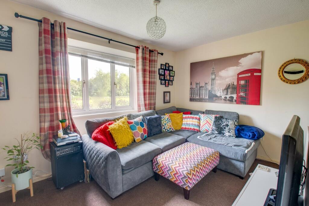 Additional image 11 of Mayfield Close, Catshill, Bromsgrove, Worcestershire, B61