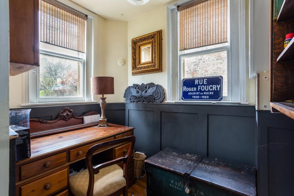 Additional image 4 of Beaufort East Bath BA1