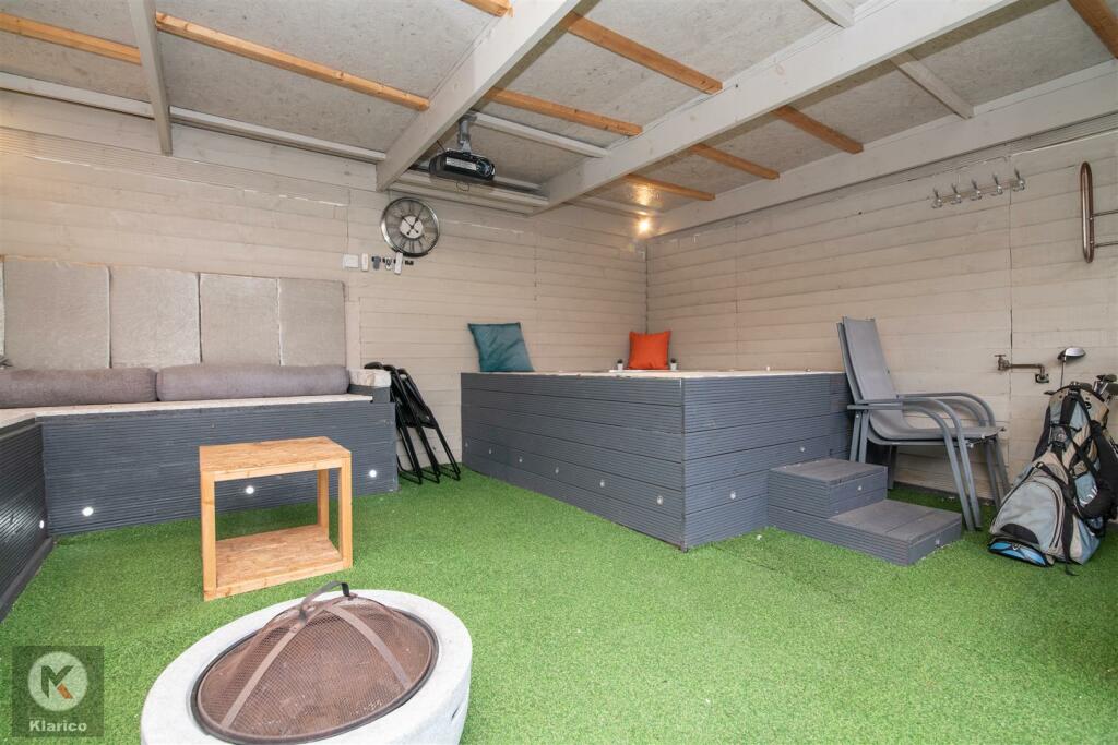 Additional image 18 of 17 Croft Down Road, Solihull