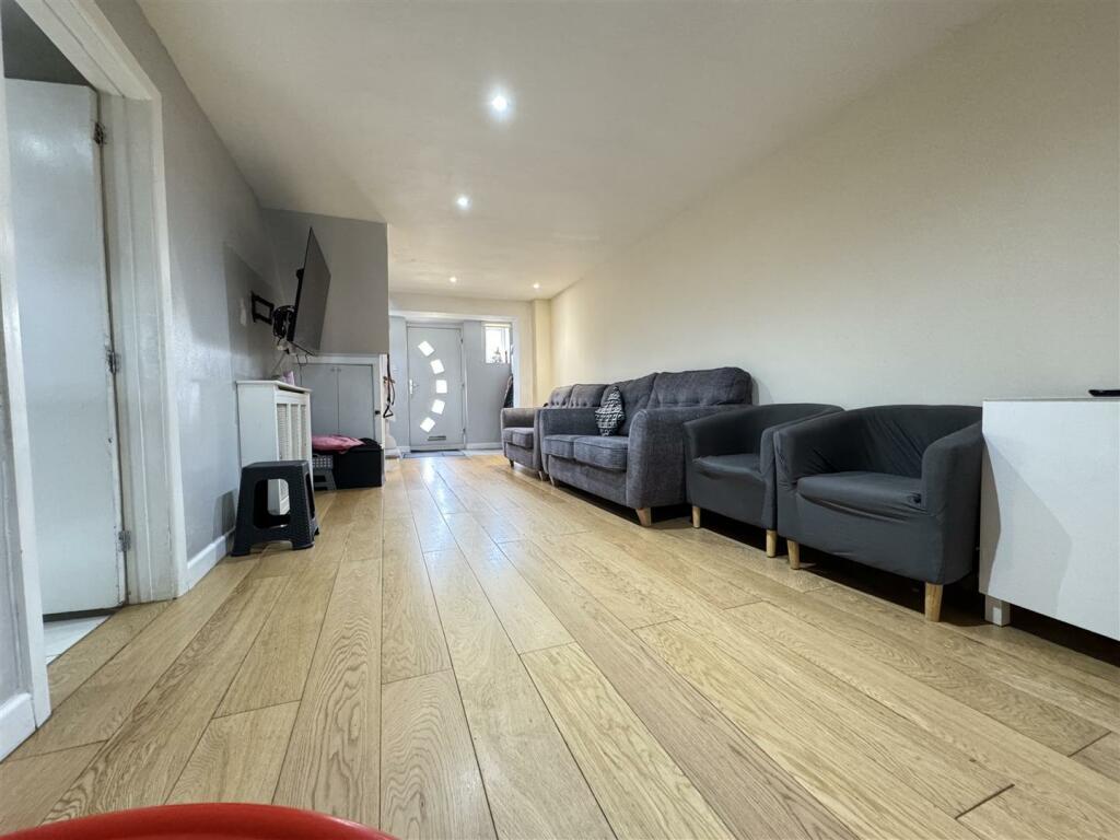 Additional image 5 of Jill Avenue, Great Barr, Birmingham