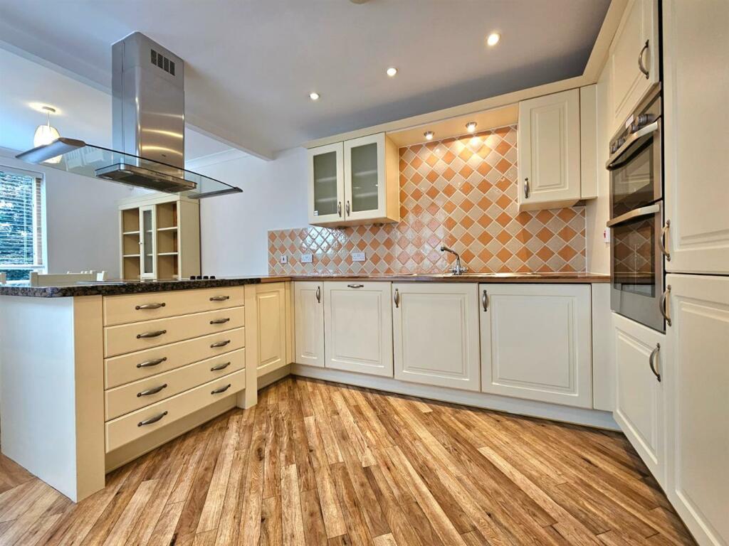 Additional image 7 of Whitefriars, School Lane, Solihull