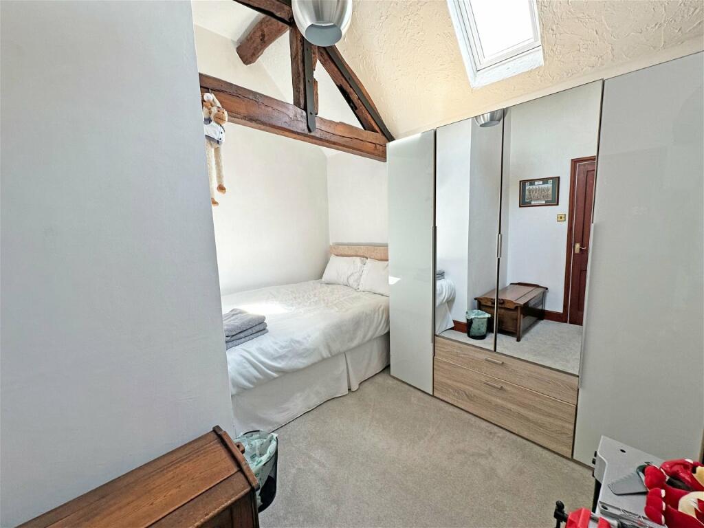 Additional image 36 of Houndsfield Court, Houndsfield Lane, Wythall, B47 6LX