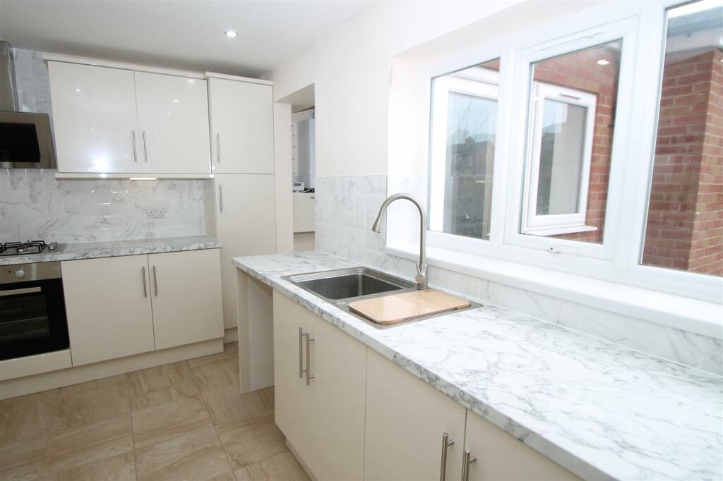 Additional image 14 of Moat Drive, Halesowen