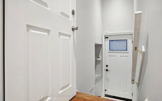 Additional image 20 of 19 Vinci Cres