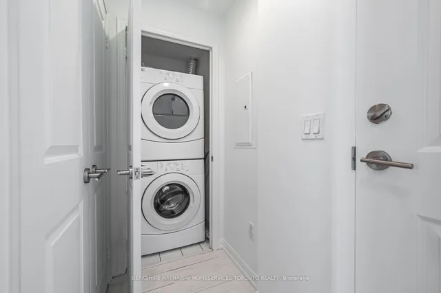 Additional image 23 of 85 East Liberty St Unit 1703